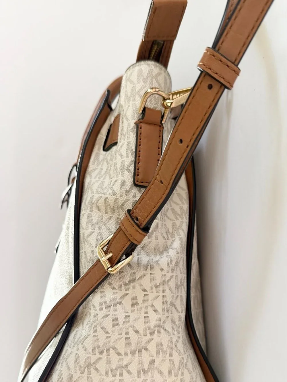 Michael Kors classic michael